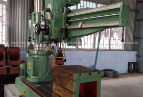 Máy khoan cần - Công cụ tối ưu cho việc khoan lỗ chính xác và hiệu quả